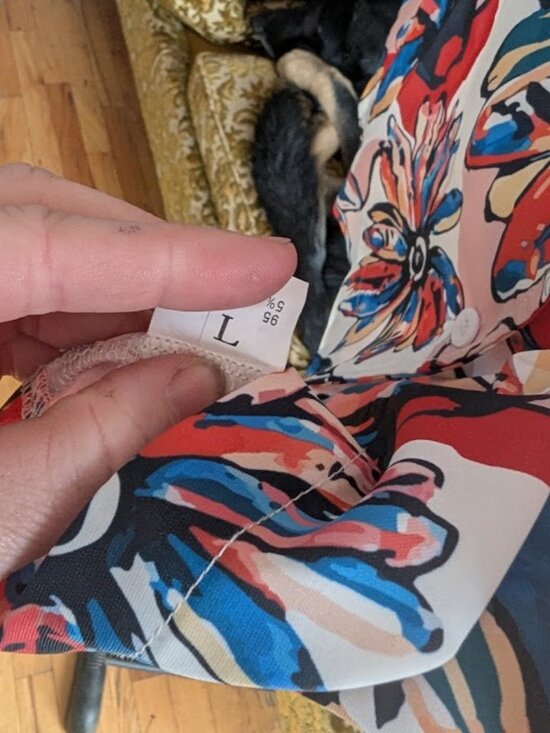 Cropped Rainbow Banana Bunch Button Down Shirt Size Large - Picture 3 of 4